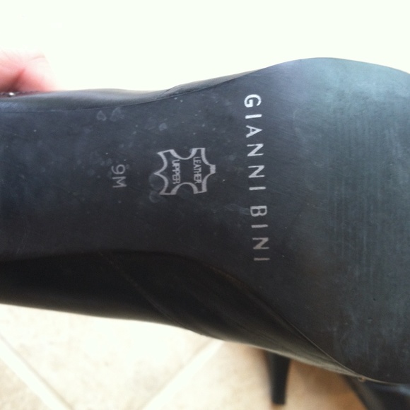 Gianni Bini high heel shoes - Picture 4 of 4
